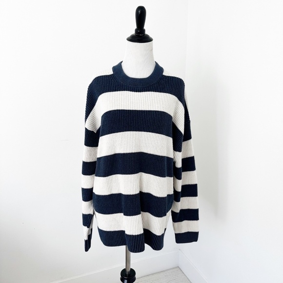 Abercrombie & Fitch Sweaters - ABERCROMBIE & Fitch Oversized Women XL Navy/White Sweater Stripe Nautical Preppy